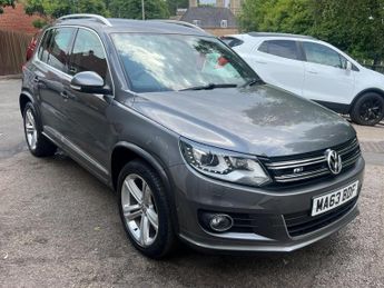 Volkswagen Tiguan 2.0 TDI BlueMotion Tech R-Line DSG 4WD Euro 5 (s/s) 5dr