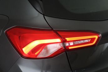 Ford Focus 1.0T EcoBoost Titanium Euro 6 (s/s) 5dr