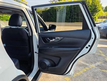 Nissan X-Trail 1.6 dCi Tekna XTRON Euro 6 (s/s) 5dr
