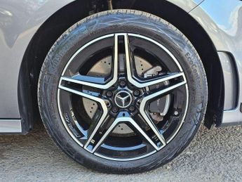 Mercedes-Benz A Class 1.3 A250e 15.6kWh AMG Line Edition (Premium Plus) 8G-DCT Euro 6 