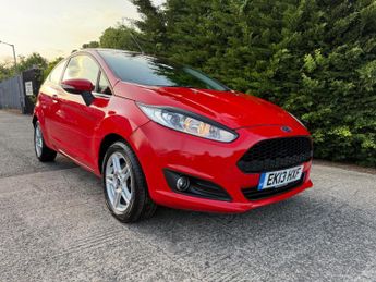 Ford Fiesta 1.0T EcoBoost Zetec Euro 5 (s/s) 3dr