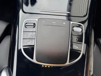 Mercedes-Benz EQC EQC 400 80kWh AMG Line (Premium) Auto 4MATIC 5dr