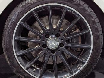 MERCEDES-BENZ A-CLASS 2.1 A 220 D AMG Line Premium Auto 5dr