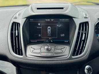 Ford Kuga 1.5T EcoBoost Titanium Auto AWD Euro 6 (s/s) 5dr