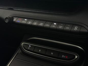 Jeep Avenger 1.2 e-Hybrid MHEV Summit e-DCT Euro 6 (s/s) 5dr