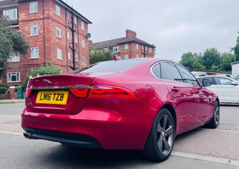 Jaguar XF 2.0d Portfolio Auto Euro 6 (s/s) 4dr
