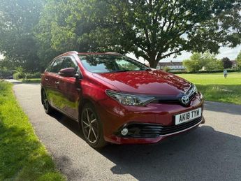 Toyota Auris 1.8 VVT-h Design Touring Sports CVT Euro 6 (s/s) 5dr