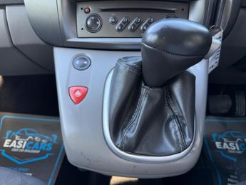 Renault Scenic 1.6 VVT Dynamique 5dr