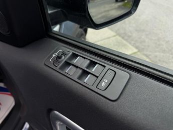 Land Rover Discovery Sport 2.0 SD4 HSE Luxury Auto 4WD Euro 6 (s/s) 5dr