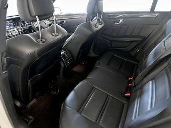 Mercedes-Benz E Class 5.5 E63 V8 BiTurbo AMG SpdS MCT Euro 6 (s/s) 5dr
