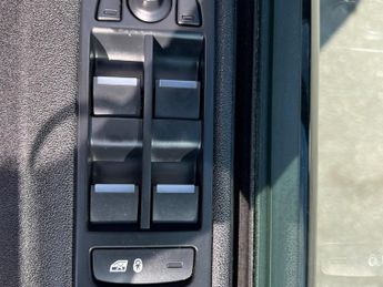 Land Rover Discovery Sport 2.0 TD4 Landmark Auto 4WD Euro 6 (s/s) 5dr