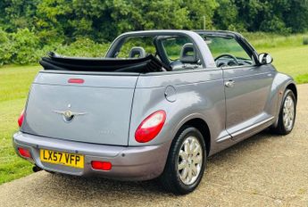 Chrysler PT Cruiser 2.4 Limited RHD 2dr