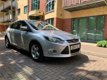 Ford Focus 1.6 Zetec Navigator Euro 5 5dr