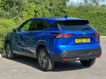 Nissan Qashqai 1.3 DIG-T MHEV Acenta Premium XTRON Euro 6 (s/s) 5dr
