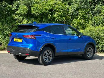 Nissan Qashqai 1.3 DIG-T MHEV Acenta Premium XTRON Euro 6 (s/s) 5dr