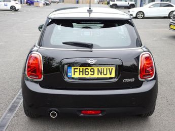 MINI Hatch 1.5 Cooper Classic Steptronic Euro 6 (s/s) 3dr