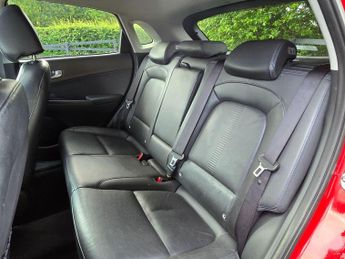 Hyundai KONA 64kWh Ultimate Auto 5dr (10.5kW Charger)