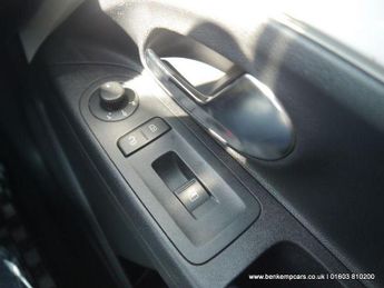 Volkswagen up! 1.0 High up! ASG Euro 5 5dr