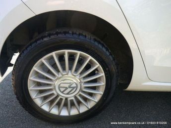 Volkswagen up! 1.0 High up! ASG Euro 5 5dr