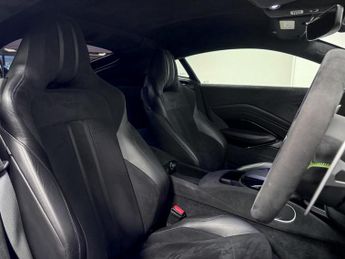 Aston Martin Vantage 4.0 V8 Coupe 2dr Petrol Auto Euro 6 (510 ps)