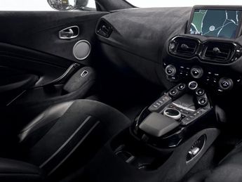 Aston Martin Vantage 4.0 V8 Coupe 2dr Petrol Auto Euro 6 (510 ps)