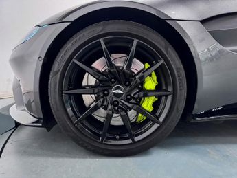 Aston Martin Vantage 4.0 V8 Coupe 2dr Petrol Auto Euro 6 (510 ps)
