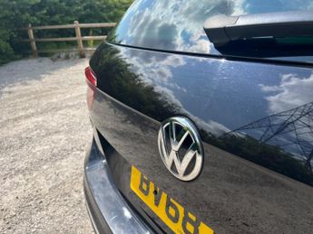 Volkswagen Tiguan 2.0 TDI R-Line DSG 4Motion Euro 6 (s/s) 5dr