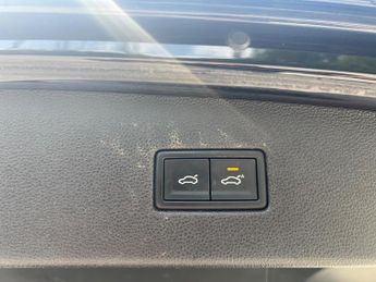 Volkswagen Tiguan 2.0 TDI R-Line DSG 4Motion Euro 6 (s/s) 5dr