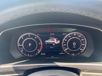 Volkswagen Tiguan 2.0 TDI R-Line DSG 4Motion Euro 6 (s/s) 5dr
