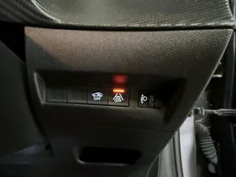 Peugeot 208 1.5 BlueHDi Allure Premium Euro 6 (s/s) 5dr