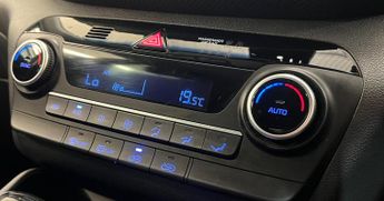 Hyundai TUCSON 1.6 T-GDi SE Nav DCT Euro 6 (s/s) 5dr