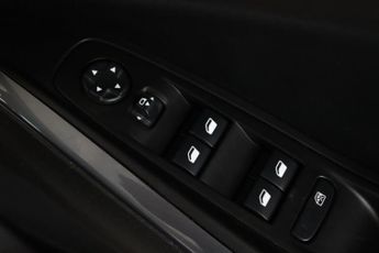 Vauxhall Grandland X 1.2 Turbo Sport Nav Euro 6 (s/s) 5dr