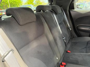 Nissan Juke 1.6 Acenta Premium XTRON Euro 5 5dr