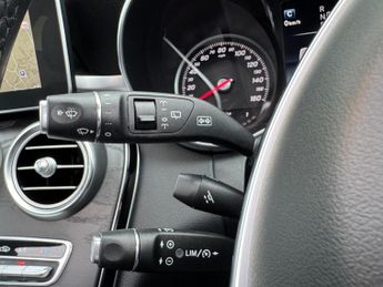 Mercedes-Benz C Class 2.1 C220d AMG Line (Premium Plus) G-Tronic+ Euro 6 (s/s) 5dr