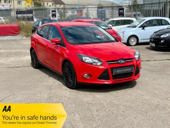 Ford Focus 1.0T EcoBoost Zetec Euro 5 (s/s) 5dr