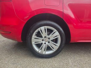 SEAT Alhambra 2.0 TDI CR SE DSG Euro 5 5dr