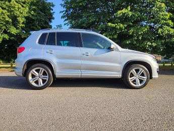 Volkswagen Tiguan 2.0 TDI BlueMotion Tech R-Line Edition DSG 4WD Euro 6 (s/s) 5dr