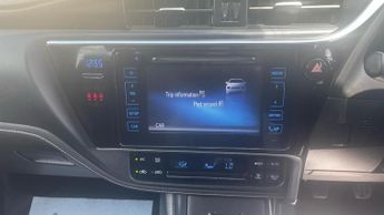 Toyota Auris 1.2 VVT-i Icon Euro 6 (s/s) 5dr