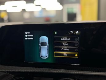 Mercedes-Benz A Class 2.0 A250 AMG Line 7G-DCT Euro 6 (s/s) 5dr
