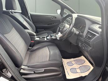 Nissan Leaf 40kWh Acenta Auto 5dr