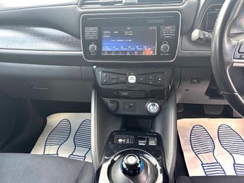 Nissan Leaf 40kWh Acenta Auto 5dr