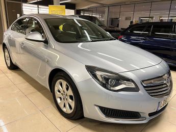 Vauxhall Insignia 2.0 CDTi Tech Line Auto Euro 5 5dr