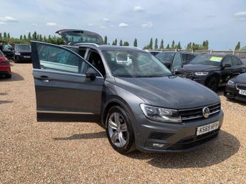 Volkswagen Tiguan 2.0 TDI Match DSG Euro 6 (s/s) 5dr