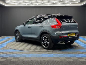 Volvo XC40 2.0 T4 R-Design Auto AWD Euro 6 (s/s) 5dr