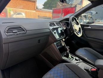 Volkswagen Tiguan 2.0 TSI R DSG 4Motion Euro 6 (s/s) 5dr