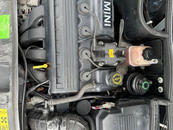 MINI Convertible 1.6 Cooper CVT Euro 3 2dr