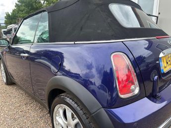 MINI Convertible 1.6 Cooper CVT Euro 3 2dr
