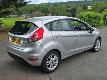 Ford Fiesta 1.0T EcoBoost Zetec Powershift Euro 5 5dr