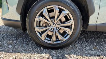 Toyota RAV4 2.5 VVT-h Design CVT Euro 6 (s/s) 5dr