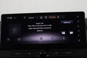 Nissan Qashqai 1.3 DIG-T MHEV N-Connecta Euro 6 (s/s) 5dr